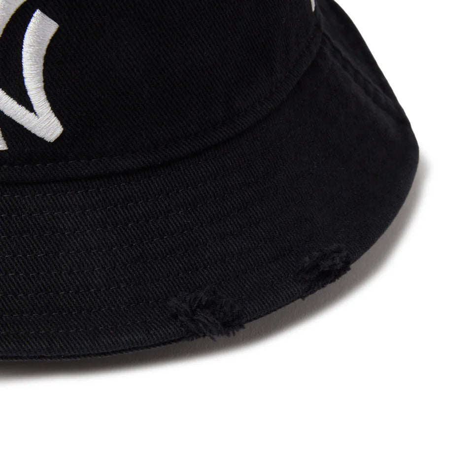 NEW ERA バケット01 MLB Damaged Denim ニューヨーク・ヤンキース ブラック【14744774】