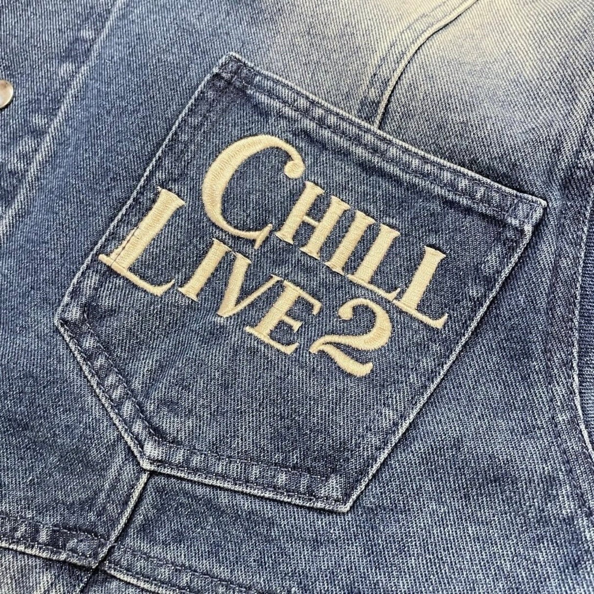 CHILLIN' -Break Denim Jacket- Blue