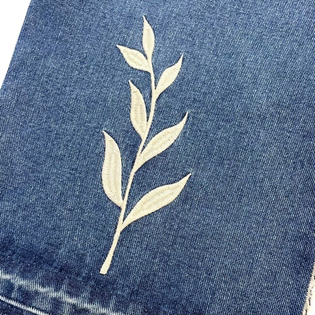 CHILLIN' -Break Denim Pants-