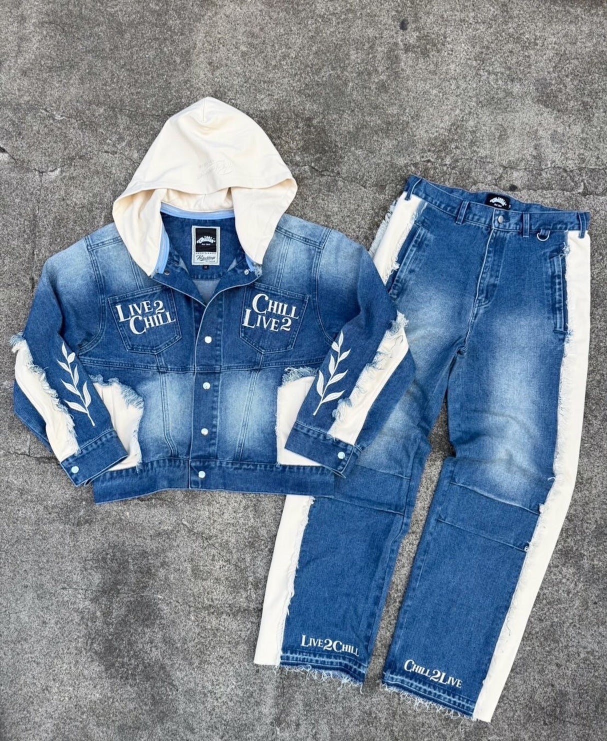 CHILLIN' -Break Denim Jacket- Blue
