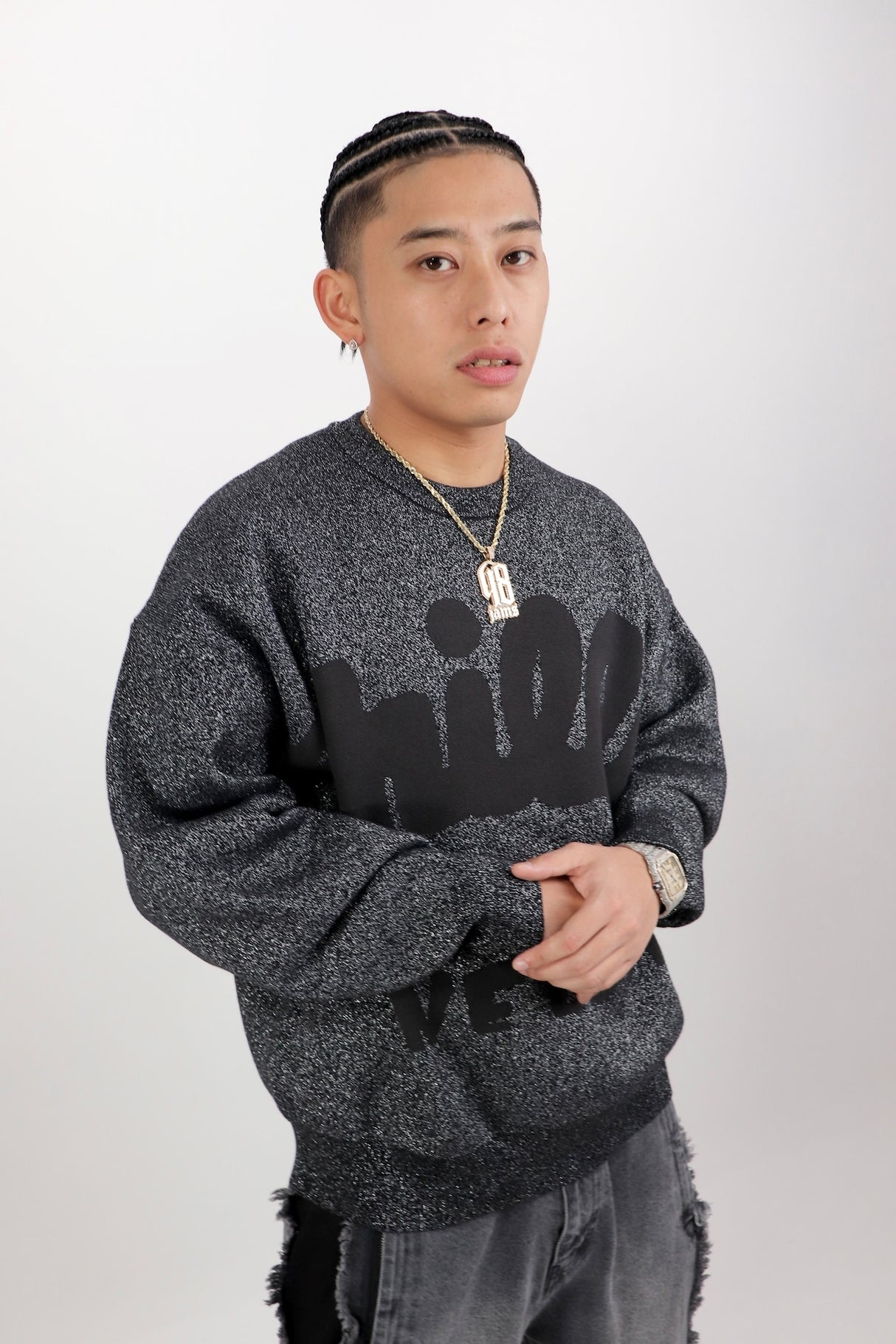 CHILLIN' -SHINY SWEATER- BLACK(beanie付き)