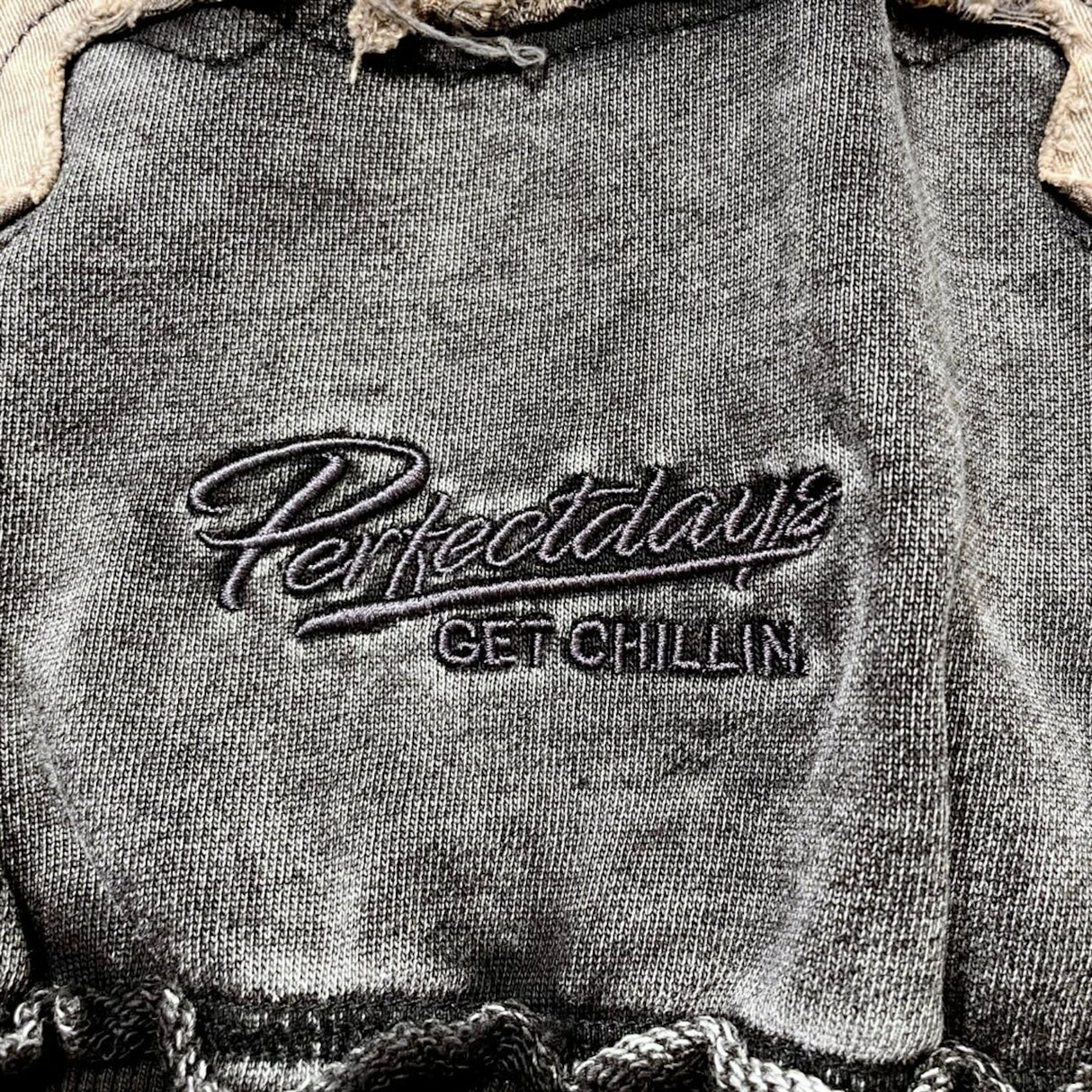 CHILLIN' -NY BUTTERFLY PIGMENT ZIP HOODIE-