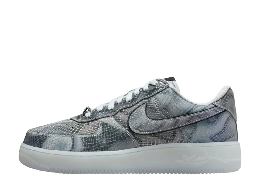 Kobe Bryant × Nike Air Force 1 Low Protro "Lenticular Snake"/コービー・ブライアント × ナイキ エアフォース1 ロー プロトロ "レンチキュラースネーク"/II3925-400