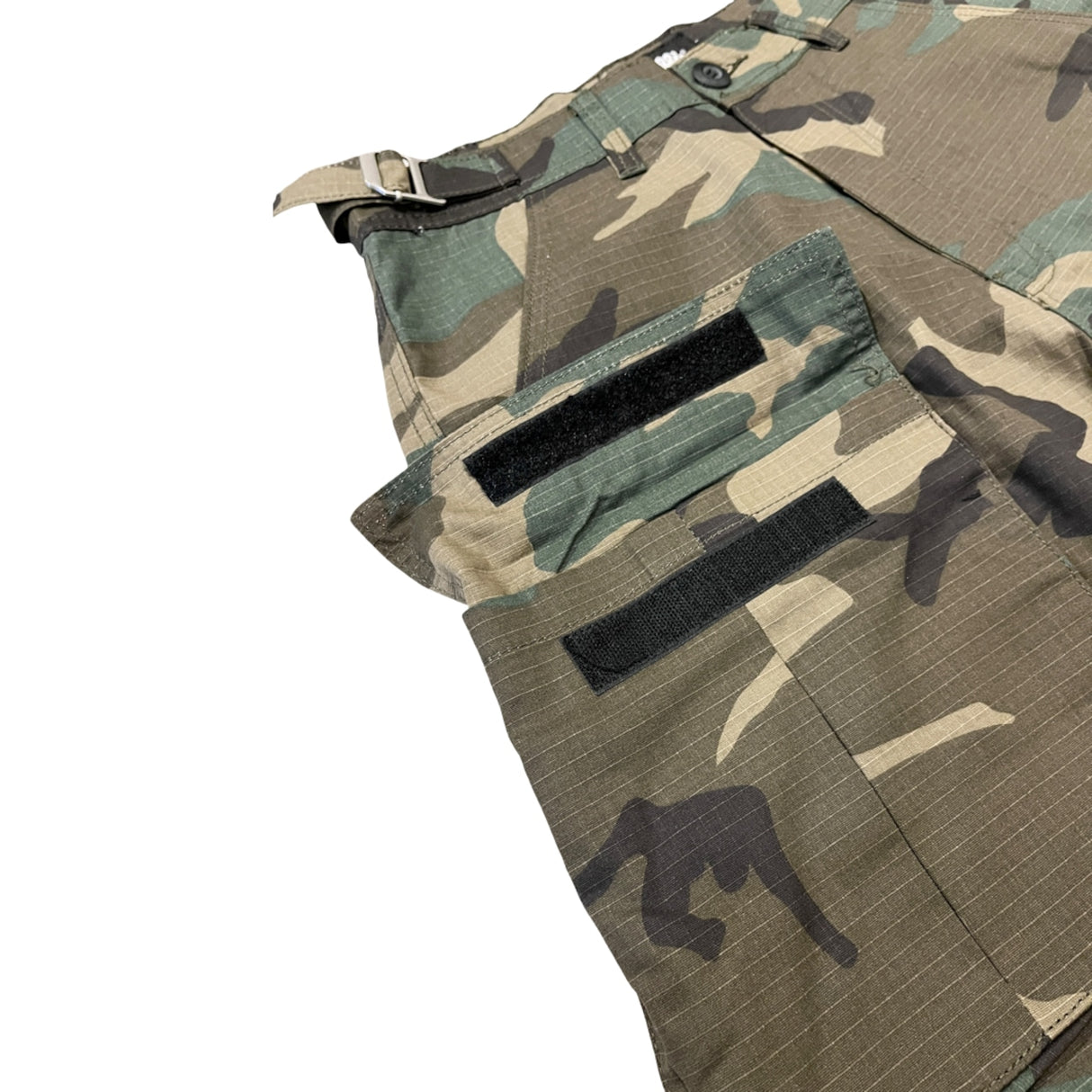 CHILLIN' -Camo Cargo Pants-