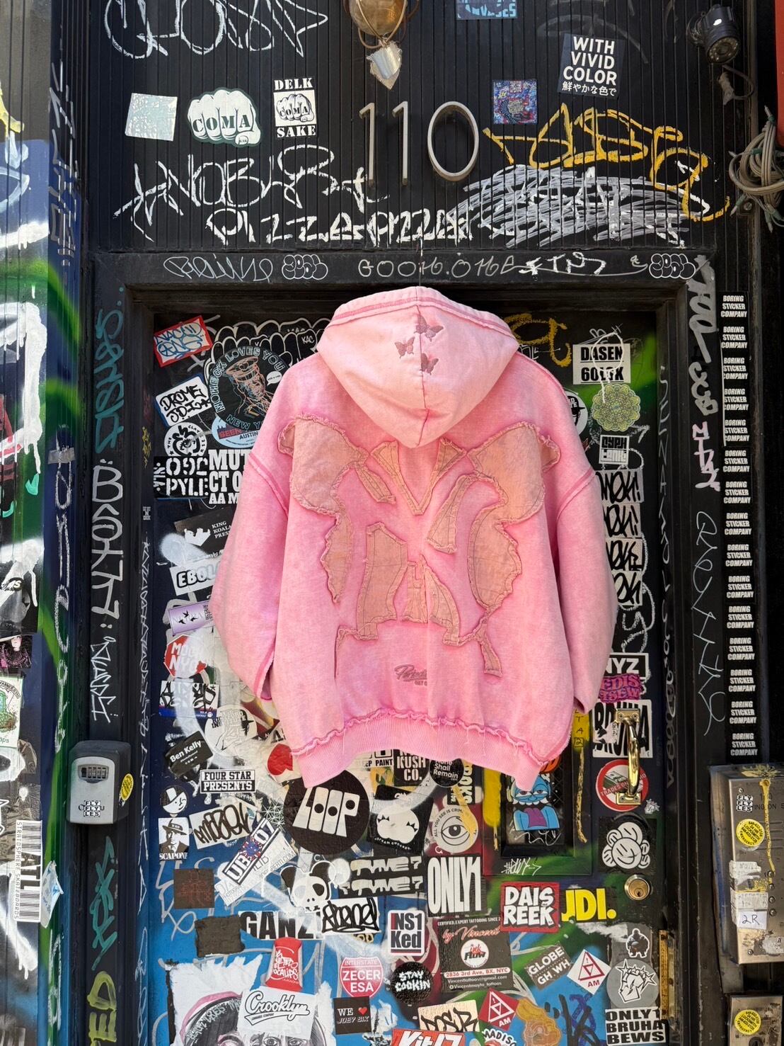 CHILLIN' -NY BUTTERFLY PIGMENT ZIP HOODIE-