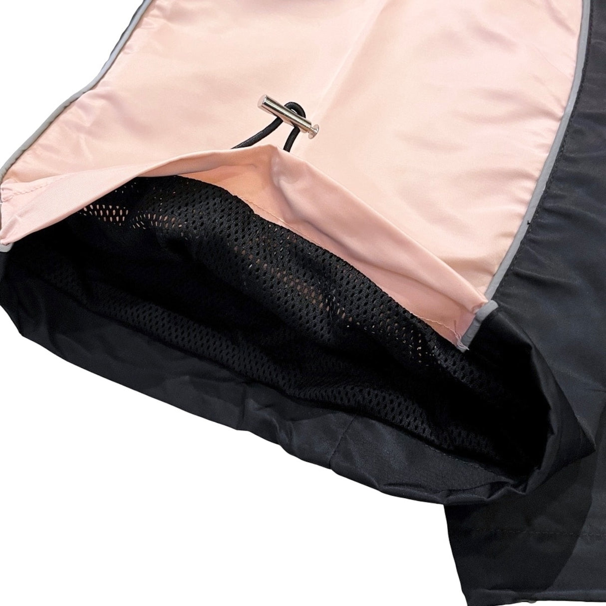 CHILLIN' -NYLON SET UP-