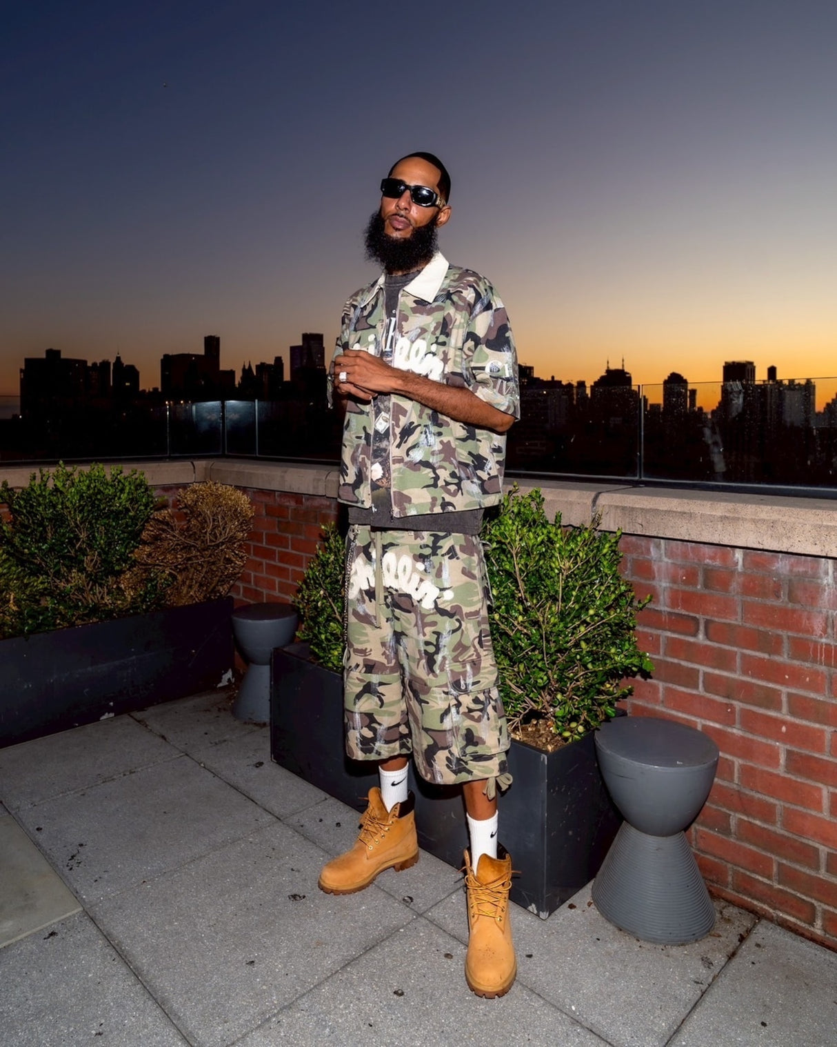 CHILLIN' -Camo Cargo Shorts-