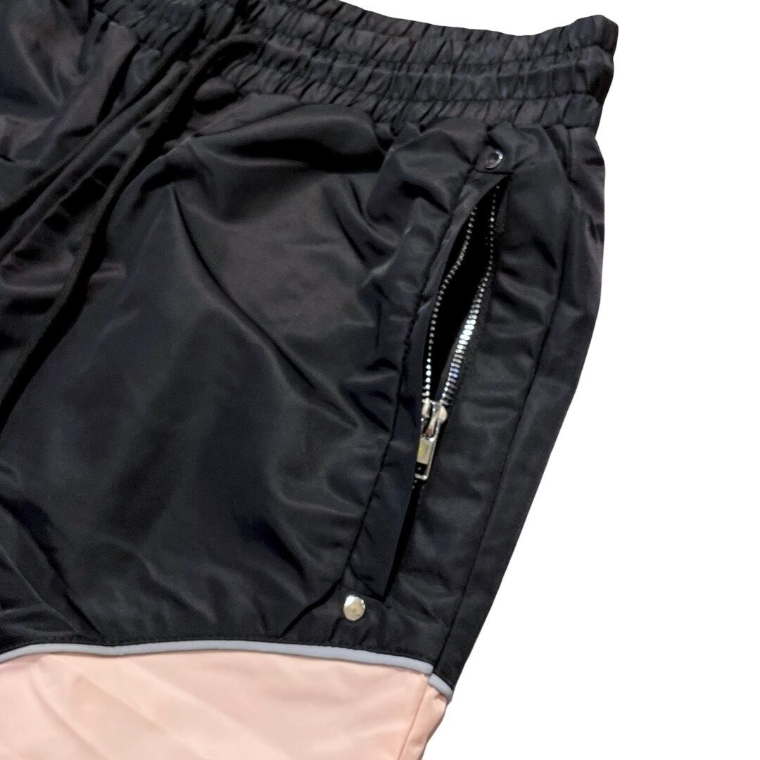 CHILLIN' -NYLON SET UP-