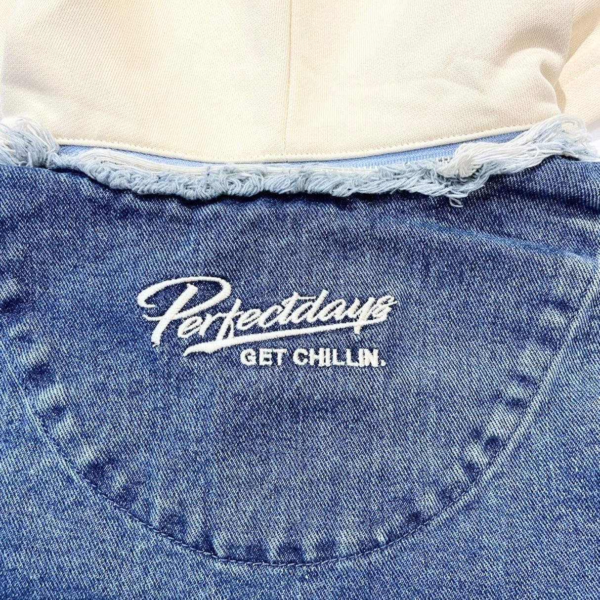 CHILLIN' -Break Denim Jacket- Blue