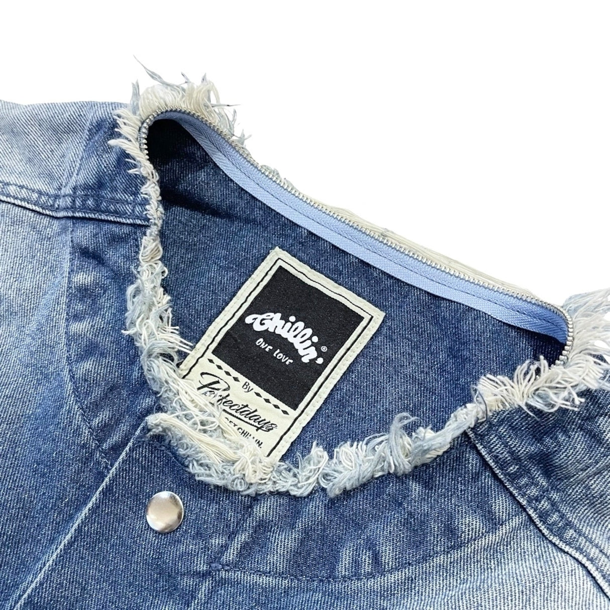 CHILLIN' -Break Denim Jacket- Blue