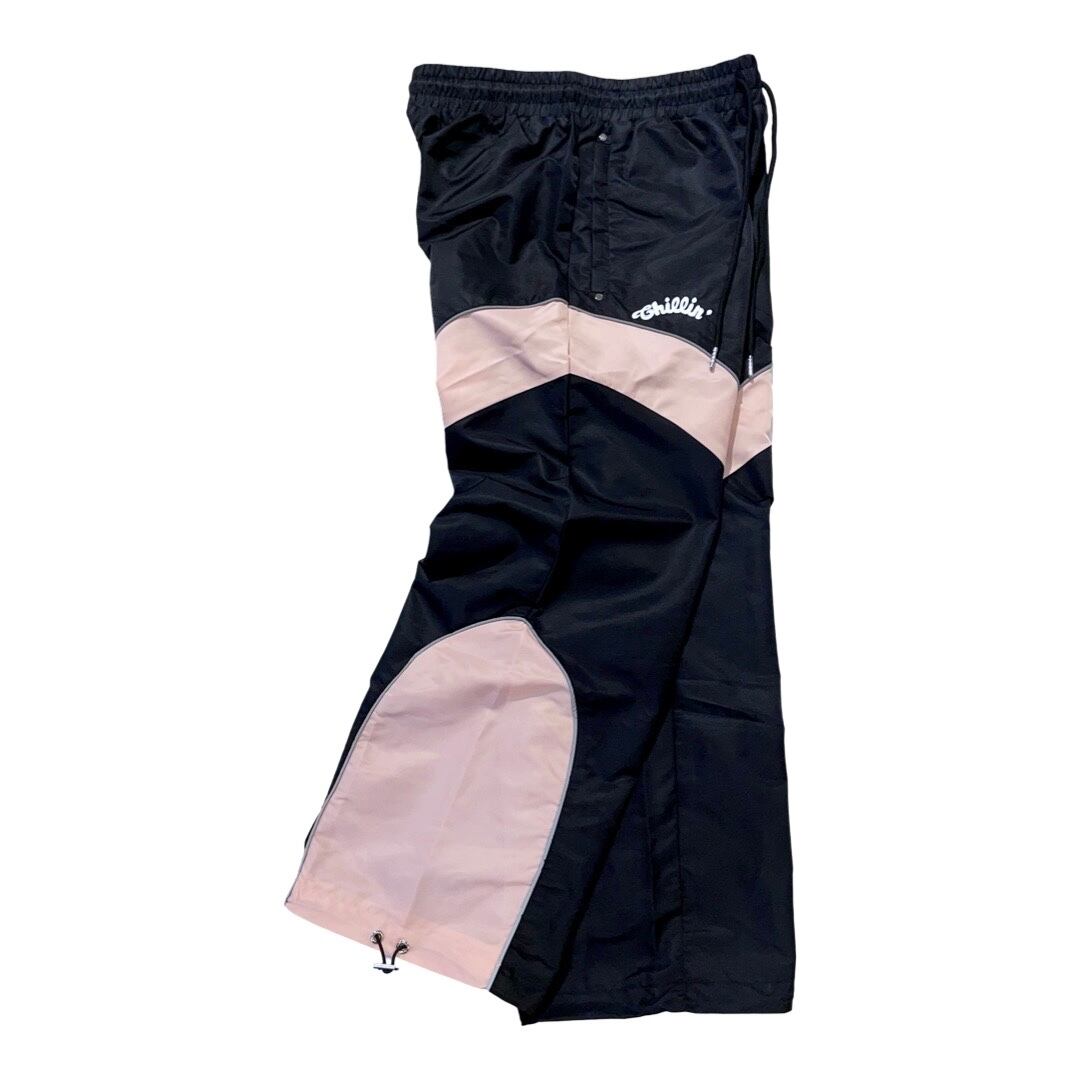 CHILLIN' -NYLON SET UP-