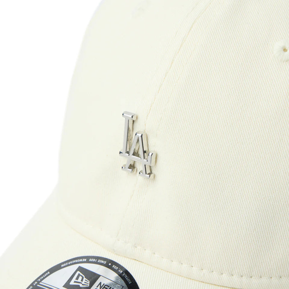 NEW ERA 9TWENTY Metal Logo Mini ロサンゼルス・ドジャース クロームホワイト【14745087】