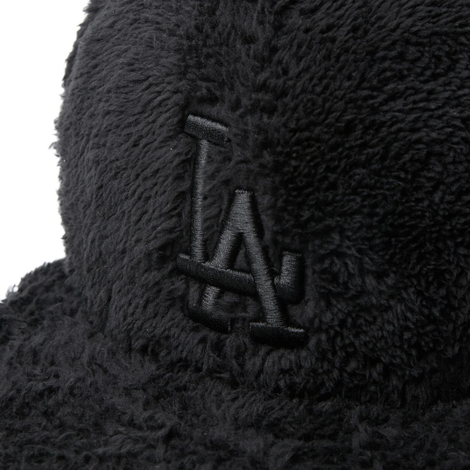 NEW ERA 59FIFTY Mink Fleece ロサンゼルス・ドジャース ブラック | アウトドア【15125162】