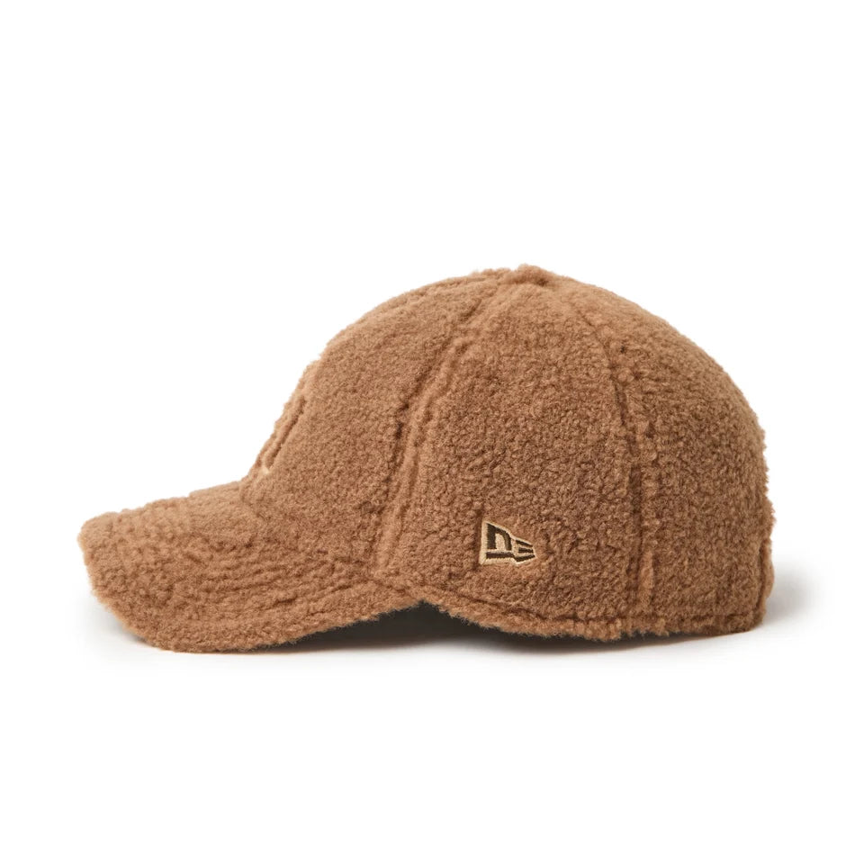 NEW ERA 9TWENTY Boa Fleece サンディエゴ・パドレス ブラウン【15137224】