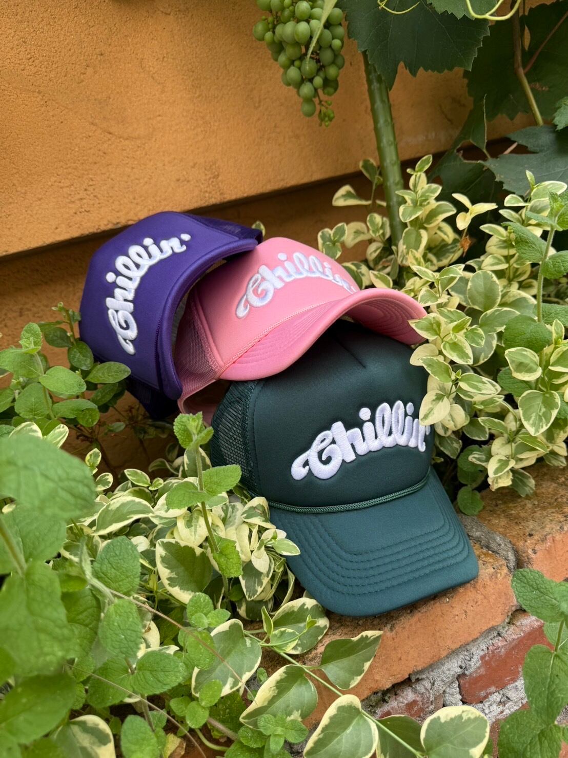 CHILLIN' -LOGO 5PANEL MESH CAP-