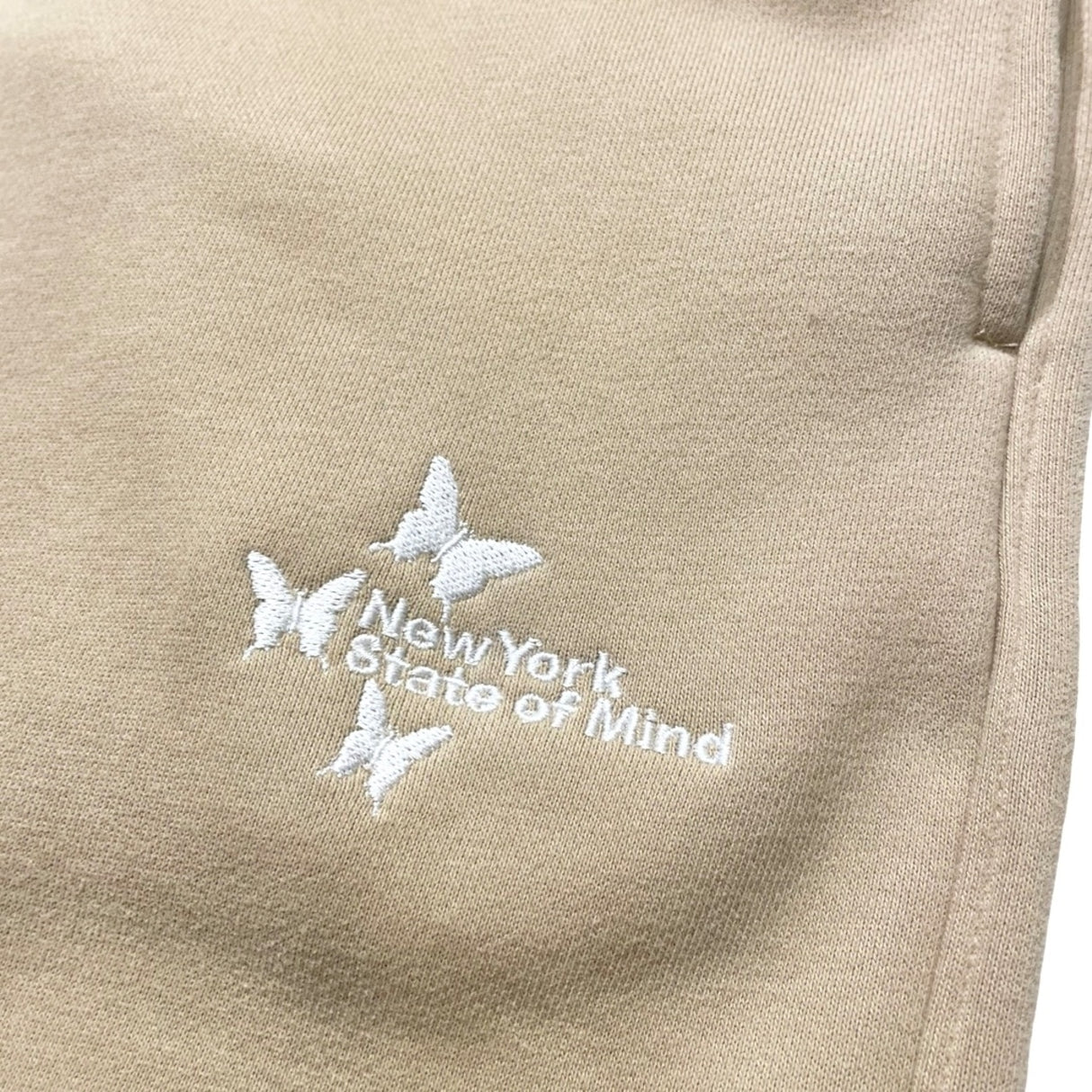 CHILLIN' -NY BUTTERFLY SWEAT SETUP