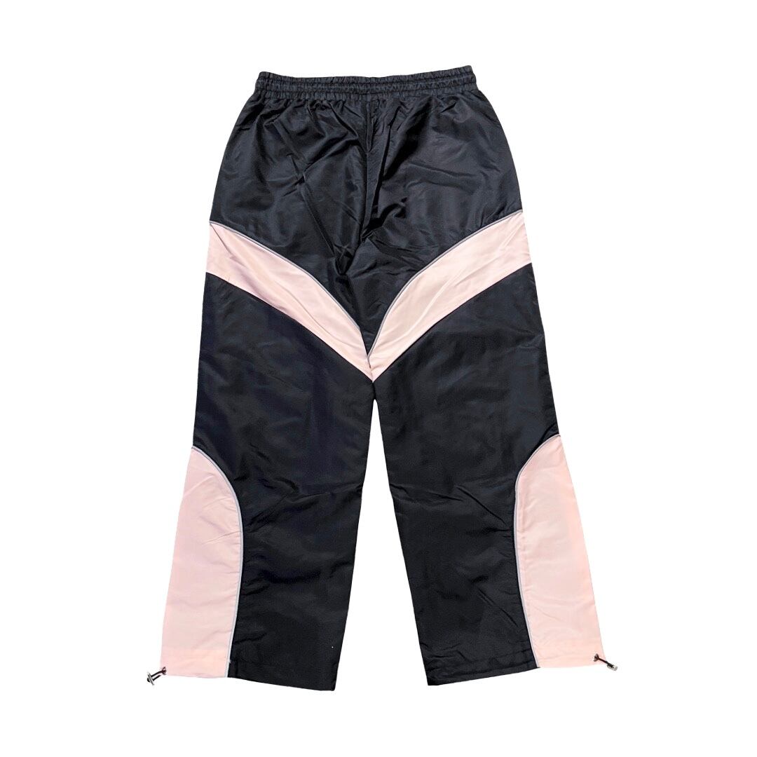 CHILLIN' -NYLON SET UP-