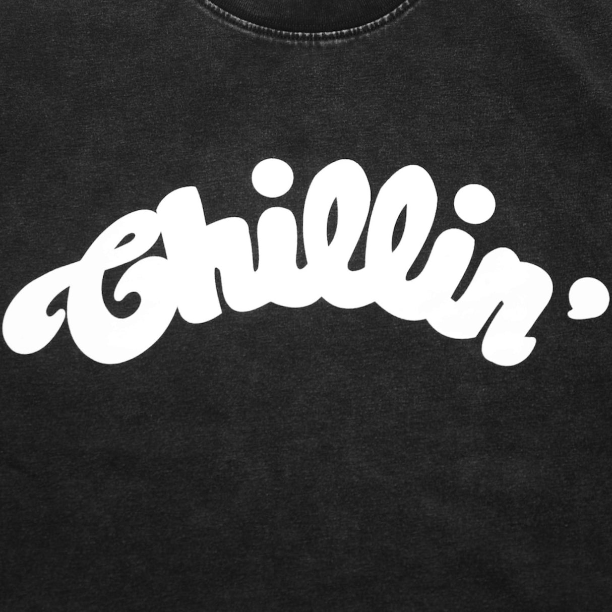 CHILLIN' Women's Big Logo Pigment Cropped S/Tee