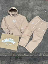 CHILLIN' -NY BUTTERFLY SWEAT SETUP