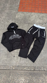 CHILLIN' Big Logo Layered Sweat Setup