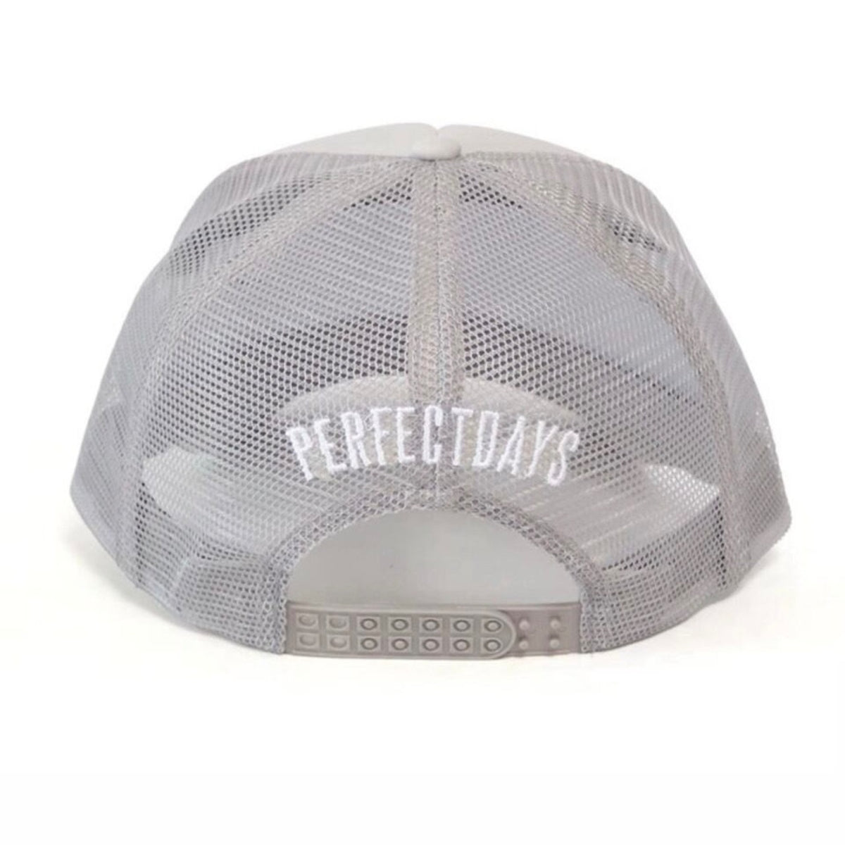 CHILLIN' -LOGO 5PANEL MESH CAP-