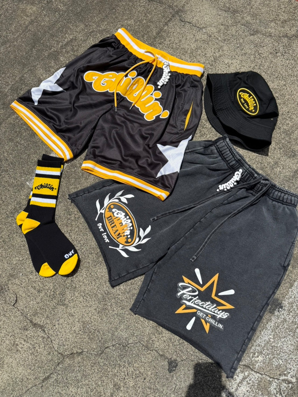 CHILLIN' Star Sweat Shorts-