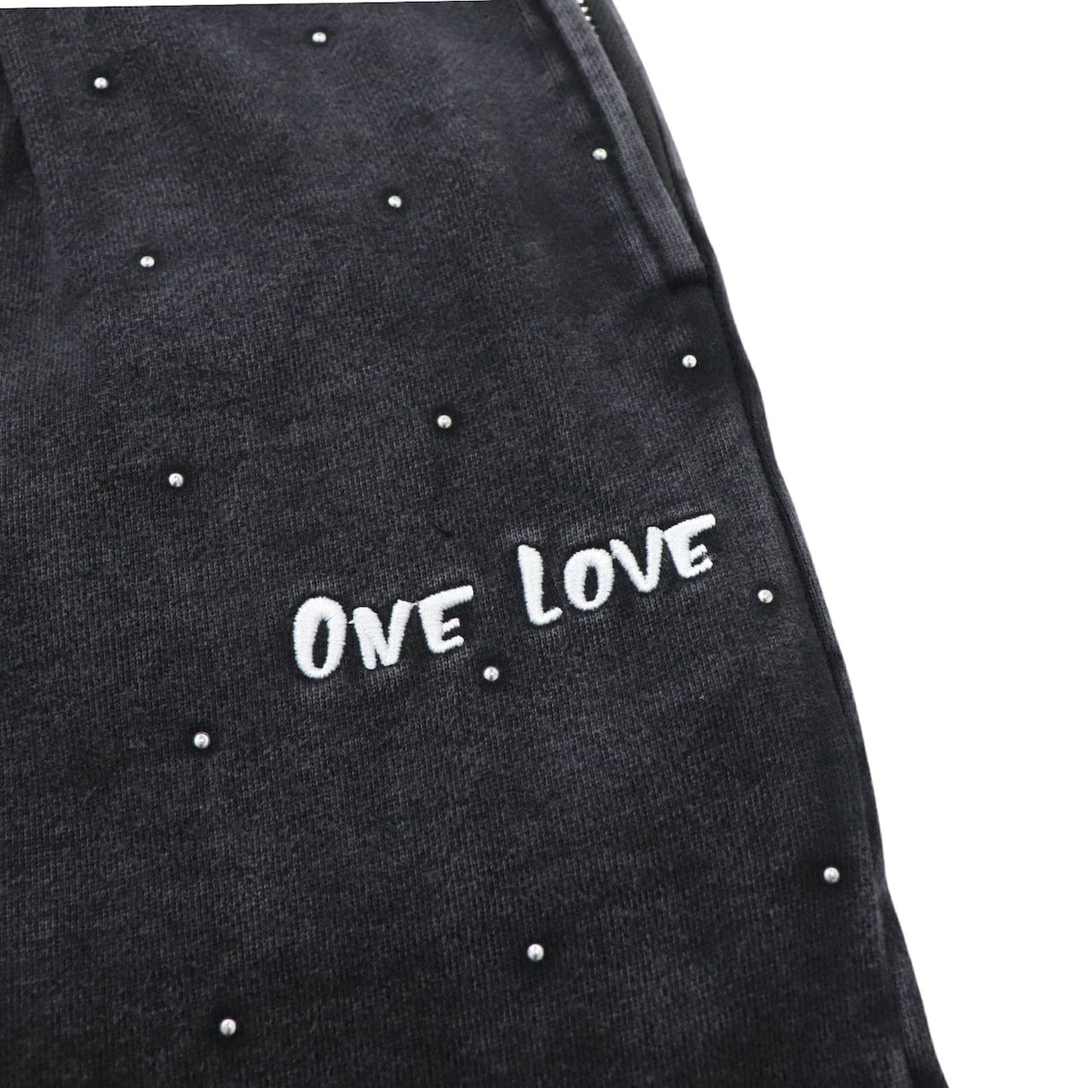 CHILLIN'  Studs Pigment Sweatpants- Black