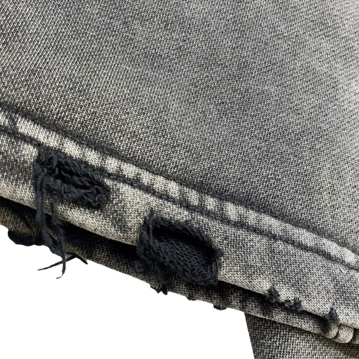 CHILLIN' -Cropped hoodie-