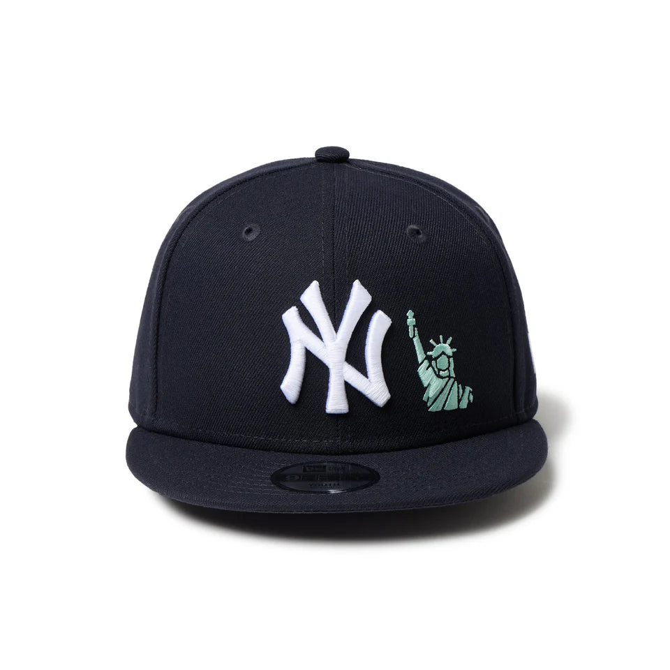 キッズ Youth 9FIFTY 自由の女神 エンブロイダリー ニューヨーク・ヤンキース ネイビー【14671549】